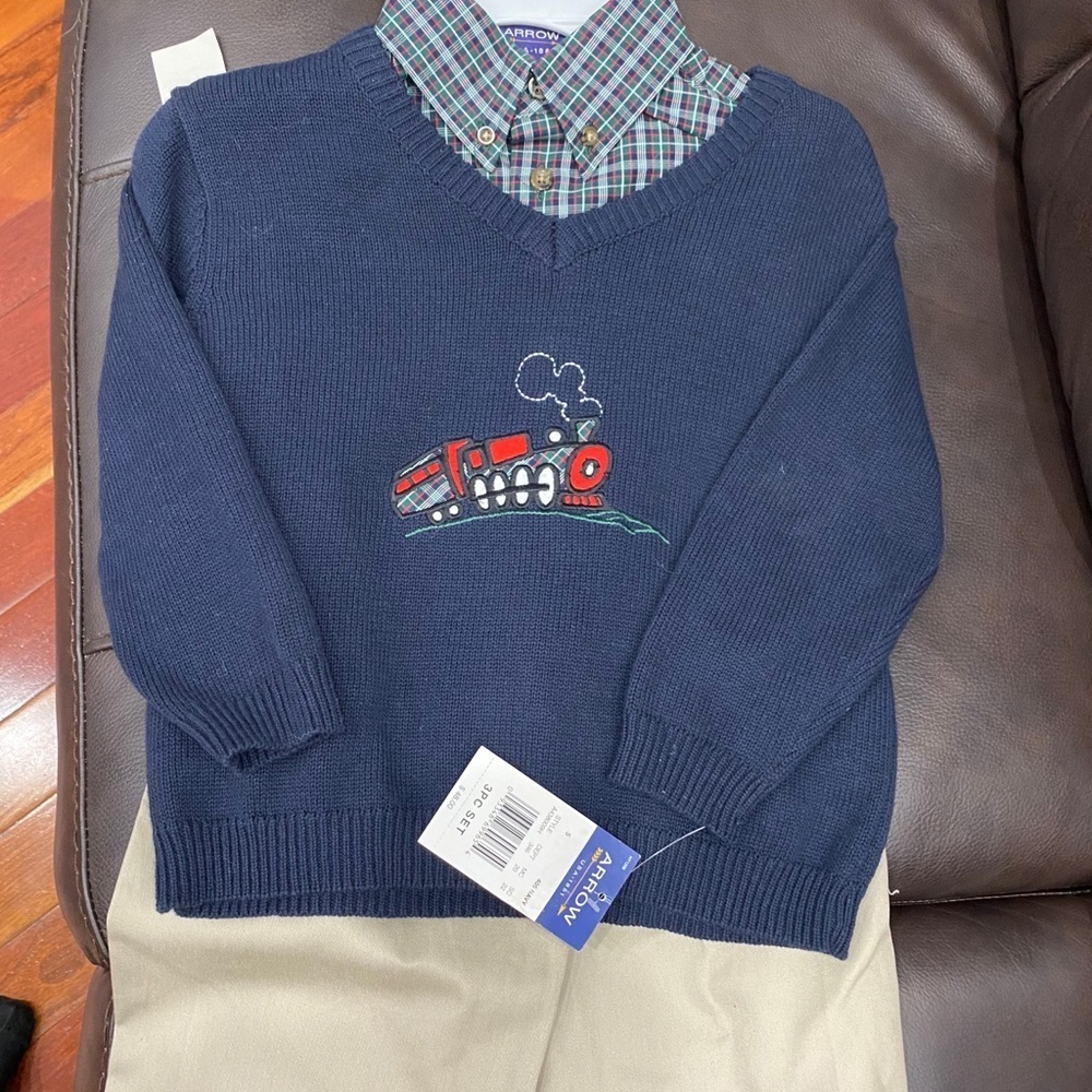 Boys 3 piece Arrow sweater shirt pants train 5